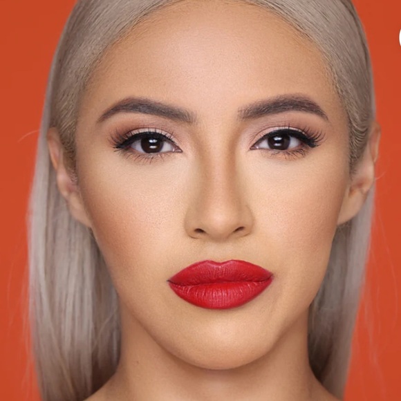 Luna Magic LIP LINER - AMORCITO 0.3g BRAND NEW - Picture 3 of 6